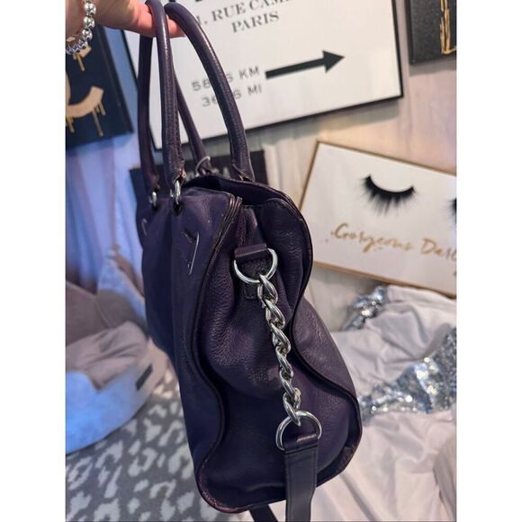 Michael Kors Large black leather Chelsea Shoulder Bag, Black - Picture 3 of 10